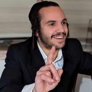 Meet your Posher, Lazer